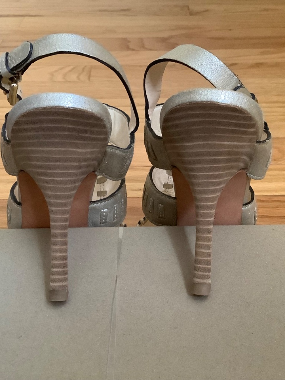 Coach Kareena Brushed Gold Whipstitch Metallic Leather High Heel Sandals SZ 9.5 - Picture 10 of 13